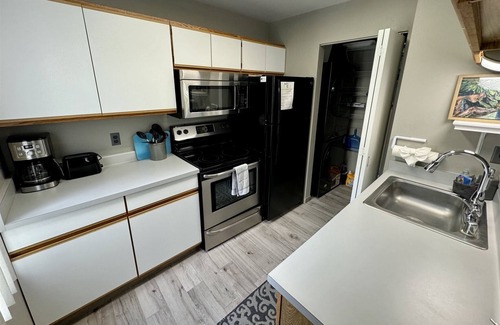 Waikoloa Casa | Pool, Hot Tub, Fitness Room & AC!