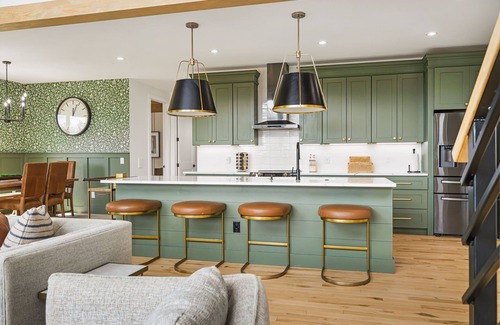 Leicester Casa | Pool | Hot Tub |FirePit |Golf Simulator |Sleeps 22