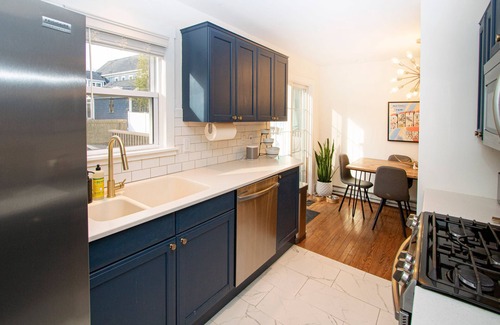 Country Club Estates Casa | Pool & Hot Tub, Pets, LINENS/TOWELS too!