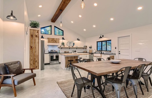 South Manchaca Casa | Private Heated Pool & Spa, Pool House, Minutes from Downtown - by PMI Austin Metro