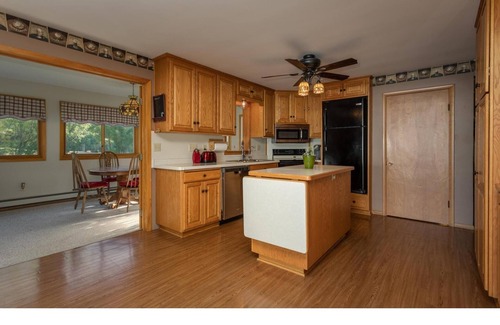 Starbuck Casa | Pool house in the heart of Starbuck 3min drive to Lake Minnewaska/Starbuck Beach