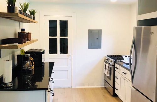 Circleville Casa | Pool house on a park-like estate, Pet friendly, 7 min to LegoLand.