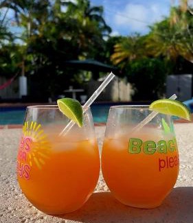 Cutler Bay Casa | Pool House Resort heated swimming pool family getaway