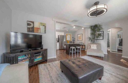 Ybor City Casa | Pool house w/lg yard in the heart of Tampa