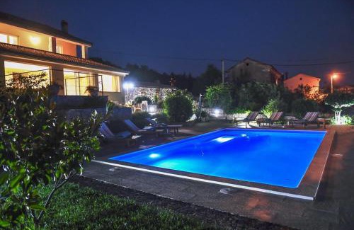 Rijeka Villa | *Pool house with beautiful seaview,big garden and old tavern*