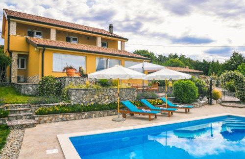 Rijeka Villa | *Pool house with beautiful seaview,big garden and old tavern*