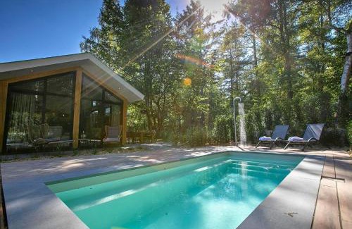 Municipality of Rhenen Casa | Pool Lodge - Vakantiepark De Thijmse Berg