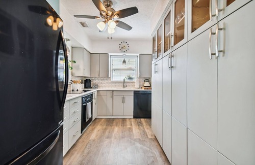 Crossroads Area Casa | Pool Oasis near St. Pete Beach