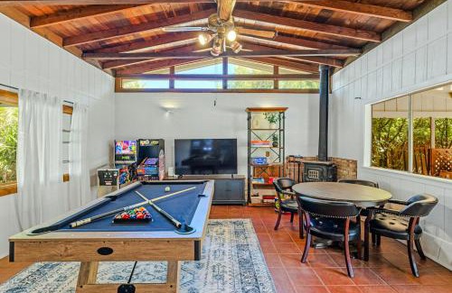 Kenwood Casa | Pool Paradise in Wine Country!