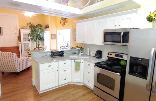 St. Pete Beach Apartamento | PISCINA, PRIVACIDAD Y PLAYA A PASOS