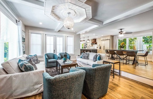 Saint Armands Key Casa | ¡CASA NUEVA! Capacidad para 21 personas - Piscina privada climatizada a poca distancia de St. Armand's!