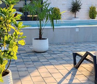 Vrdnik Apartamento | POOL RESORT- Vila Lena- Apartman 2