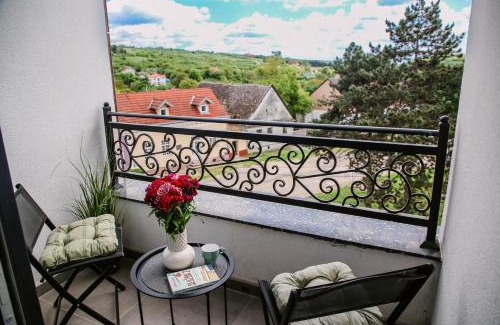 Vrdnik Apartamento | POOL RESORT- Vila Lena lux apartmani 7 i 8