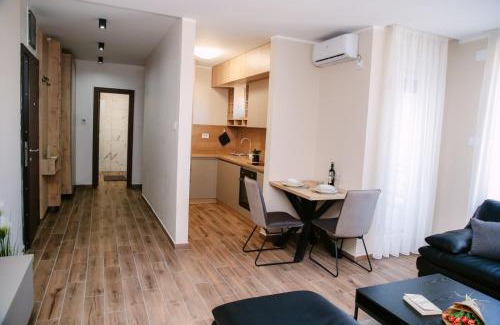 Vrdnik Apartamento | POOL RESORT Vila Lena - Lux residence apartman 5