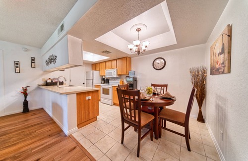 East Mesa Complejo | Pool Side - Unit 114