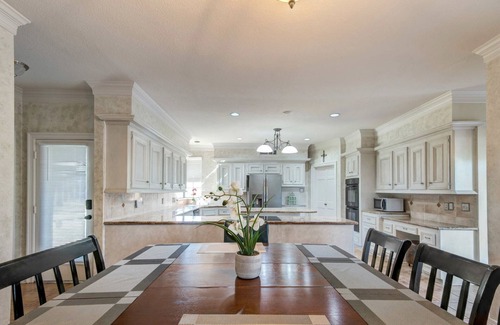Memorial Northwest Casa | Pool & Spa! Spacious & Serene 4,600 Sqft. Sleeps13; Spring, TX