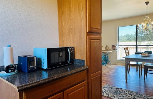 Goliad Apartamento | Pool, Starry Nights, No Cleaning Fee