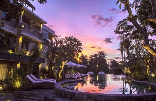 Melayang Casa | Pool Suite Room Resort & Spa Beautiful Paddiew File View