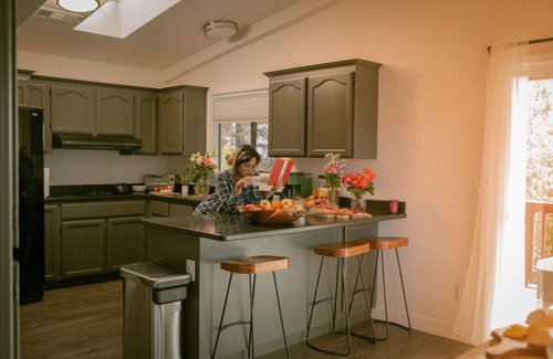 Redding Casa | Pool Sunset View Game Room Full Kitchen