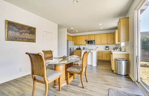 Victorville Casa | Pool Table & Charcoal Grill: Home in Victorville!