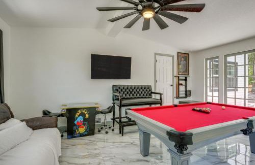Dover Casa | Pool Table, Fire Pit Spacious Home in Dover!