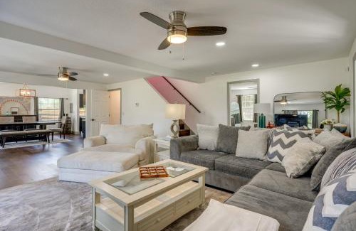 Dover Casa | Pool Table, Fire Pit Spacious Home in Dover!