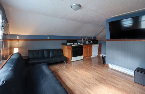 Spottswood Casa | Pool-Table-Hot Tub-Fire Pit
