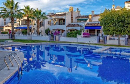 Orihuela Costa Apartamento | Pool View Apartment at Jumilla III