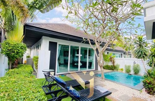 South Pattaya Villa | Pool Villa