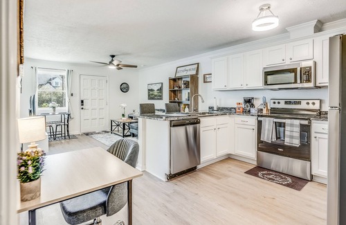 Pooler Casa | Pooler Retreat - 2Bedroom - 1 Bathroom