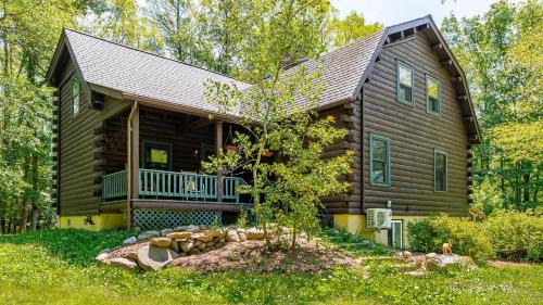 New Paltz Casa | PoolHot Tub Firepit Near Hikes Shops Dining Cragswood Lodge by AvantStay