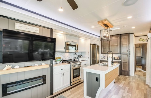 Sandbridge Cabaña | Pools, Boat Ramp & More: Cottage in Virginia Beach