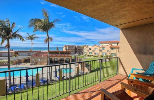 Downtown Condominio | Poolside and Ocean View - 104 Pismo Shores