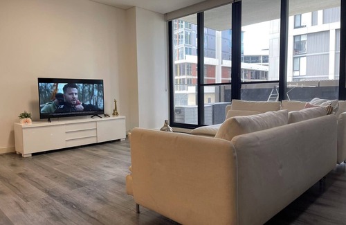 Sydney Olympic Park Apartamento | Poolside Bliss | 2Bed Retreat in Wentworth Point