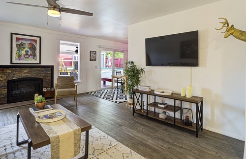 Wilmington Casa | Poolside Delight: 3 BR, 2 BA House in Wilmington, Sleeps 8