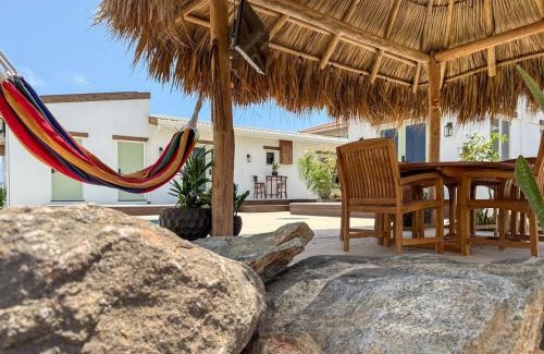 Sabana Liber Apartamento | Poolside Escape Menas Authentic Wellness Eco