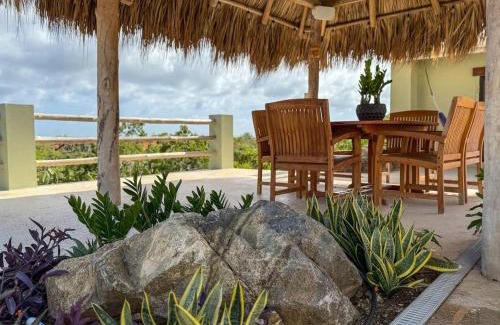 Sabana Liber Apartamento | Poolside Escape Menas Authentic Wellness Eco
