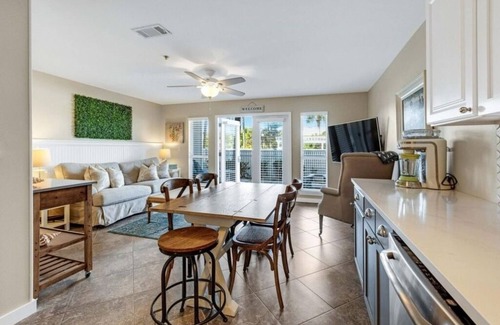 Gulf Place Condominio | Poolside Paradise - Gulf Place Caribbean