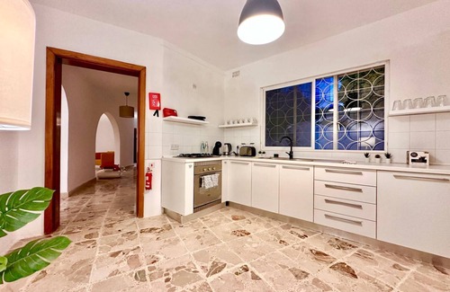 Tal-Ghoqod Casa | Poolside Paradise Sea View Villa