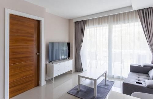 Rawai Apartamento | Poolside Rawai Condo Sea View by IBG Property 202