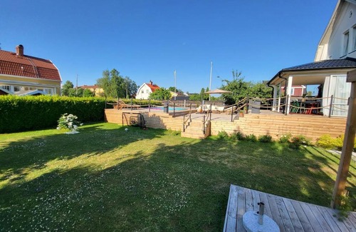 Orebro Apartamento | Poolvillan i centrala Örebro