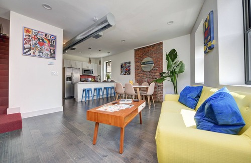 Pittsburgh Casa | Pop Art Inspired Home in Lawrenceville