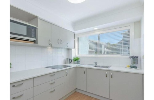 Cams Wharf Casa | Poppies Lakeview Terrace 405