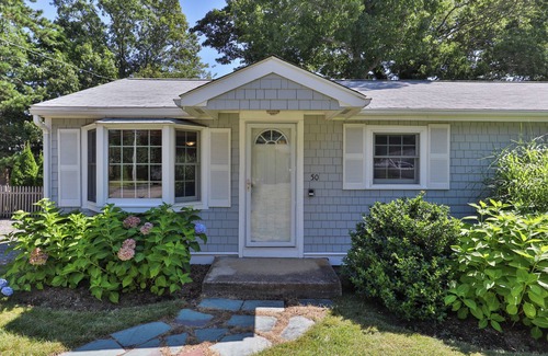 Popponesset Casa | Popponesset-New rental-3 Bedrooms, close to beaches, A/C and so much more.
