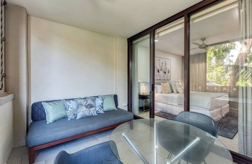 Palm Cove Complejo | Poppy A Deluxe Studio at Temple Resort