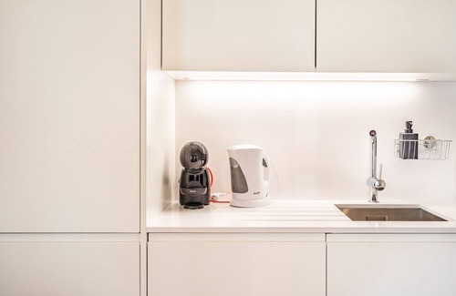 Sao Jorge de Arroios Apartamento | Poppy Apartment, Saldanha, Lisbon