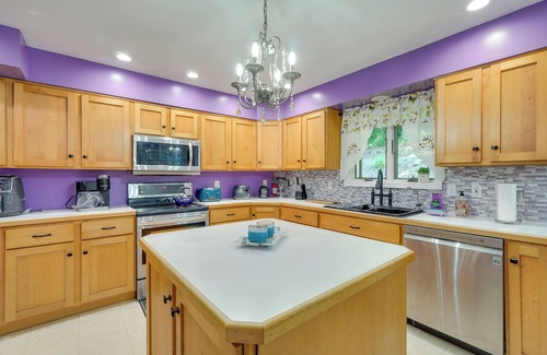 East Stroudsburg Casa | Porch & Fire Pit: Shawnee on Delaware Home!