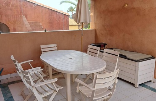 Porquerolles Apartamento | Porquerolles Magnifique Appartement à Louer
