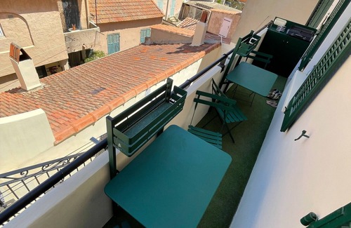 Porquerolles Apartamento | PORQUEROLLES apartamento muy confortable ++++