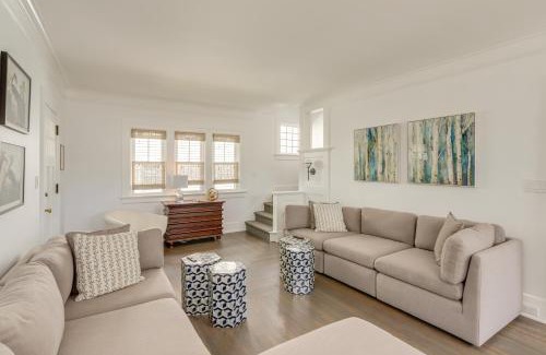 Port Clinton Casa | Port Clinton Home with Lake View - Walk to Beach!